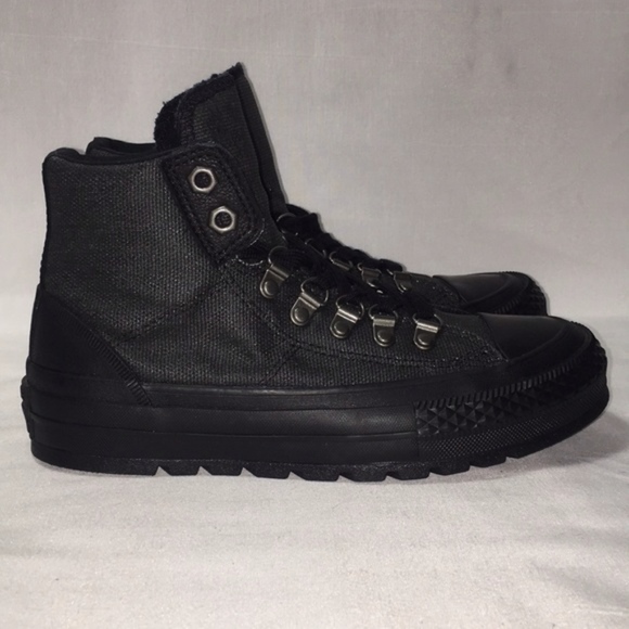 Converse Chuck Taylor Street Hiker Big Kids Size 4 - Picture 4 of 7